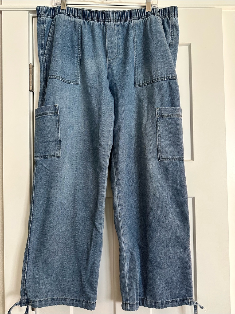 Women’s No Boundaries Cargo Wide-Leg Pants – Size 16–18